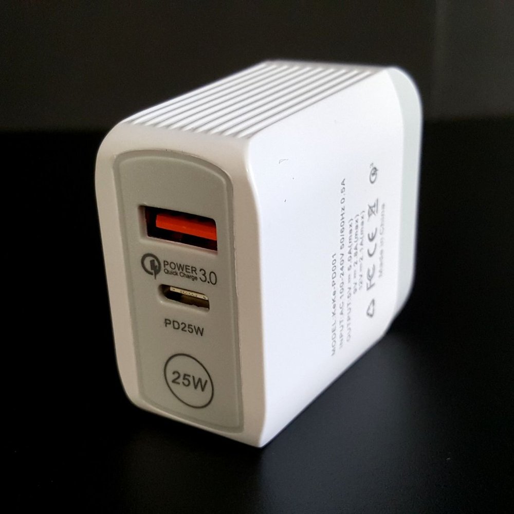 Fast PD Charger Dual Port Type C and USB A QC 3.0 Quick Charge - Picture 3 of 6